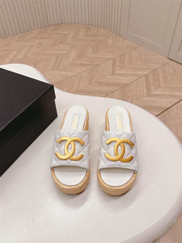 20251128184434385 270